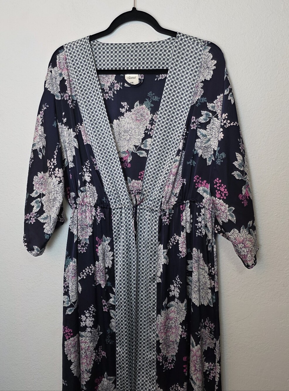 SOMA Cool Nights Long Robe In Foraged Floral Grand Blue Pockets Satin Size S/M - Picture 3 of 11